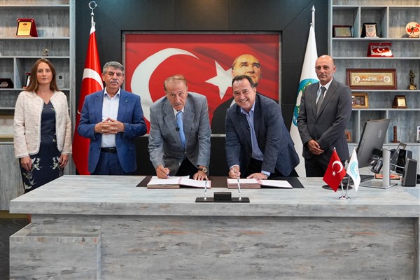 Manisa’da altyapı projesi için imza töreni gerçekleşti