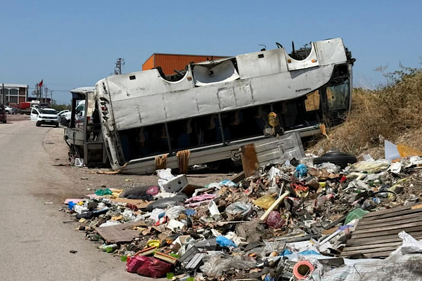 Hürriyet: Çöpe otobüs atan zihniyete karşı mücadele ediyoruz