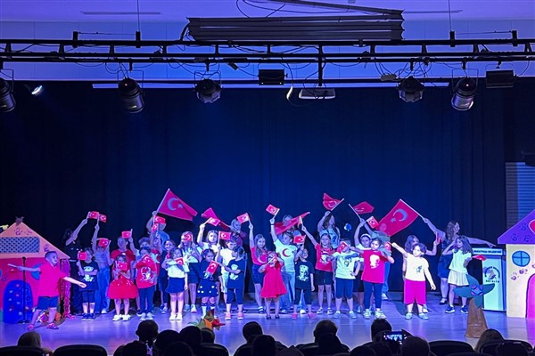 Çocuklar, ASSİM’de sahneye çıktı