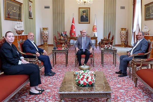 TBMM Başkanı Kurtulmuş, HAK-İŞ Genel Başkanı Arslan ile görüştü