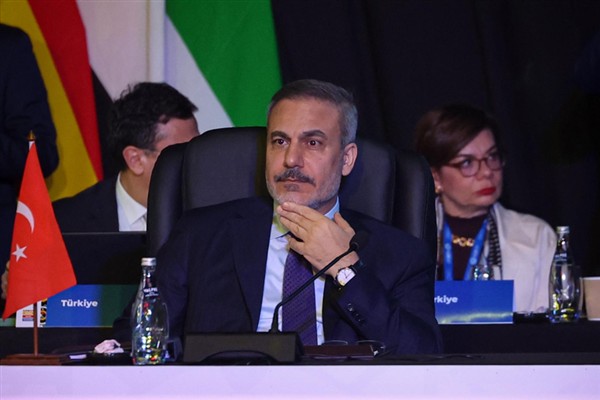 Bakan Fidan: Türkiye olarak, Suriye halkının yanında durmaya devam edeceğiz