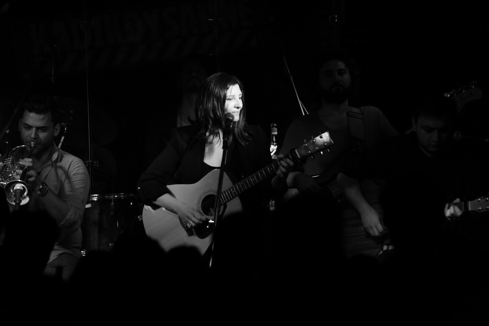 Urla’da sanat rüzgarı esecek: Güler Özince sahne alıyor