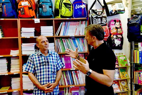 Bahçelievler Belediyesi’nden 72 milyon kırtasiye desteği