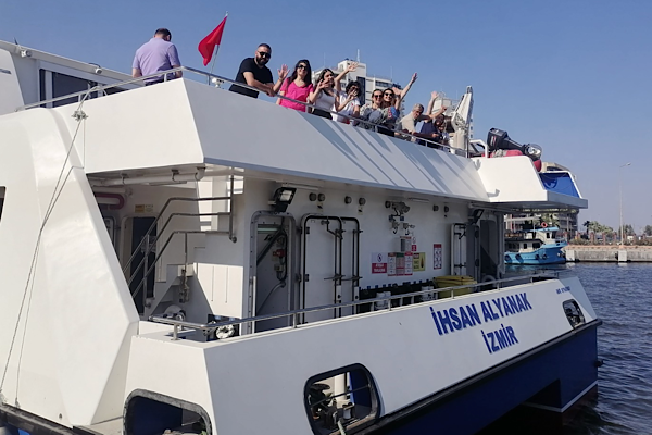 İzmir’den Ege Adaları’na yaz seferleri devam ediyor