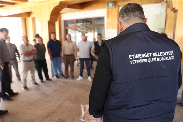 Etimesgut Belediyesi’nden entegre zararlı yönetimi bilgilendirmesi