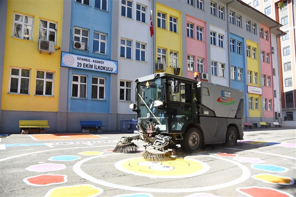 Kadıköy’de okullar yeni eğitim yılına hazırlanıyor
