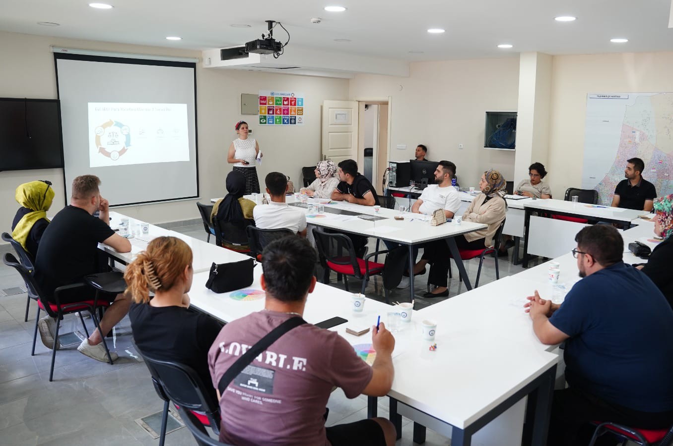 Aile Akademisi’ni tamamlayan ilk çift, evlendi