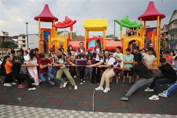 Alikahyalı çocuklar Geleneksel Oyun Etkinlikleri’nde eğlendi