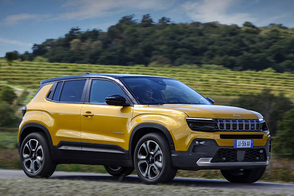 Jeep Avenger bir yılda siparişlerini ikiye katladı