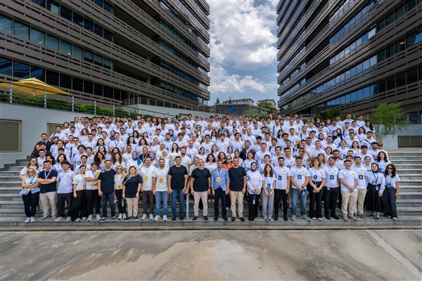 Genç yetenekler kariyerlerine ilk adımı Turkcell’de atıyor