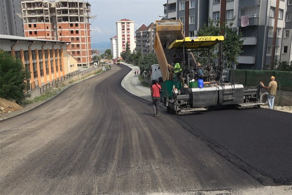Seyitoğlu ve Neva’da sıcak asfalt çalışması gerçekleştirildi
