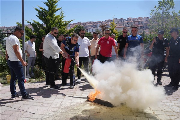 Keçiören Belediyesi personeline afet ve yangın eğitimi verildi