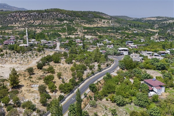 Şehit Recep Çelik Caddesi, sıcak asfaltla kaplandı