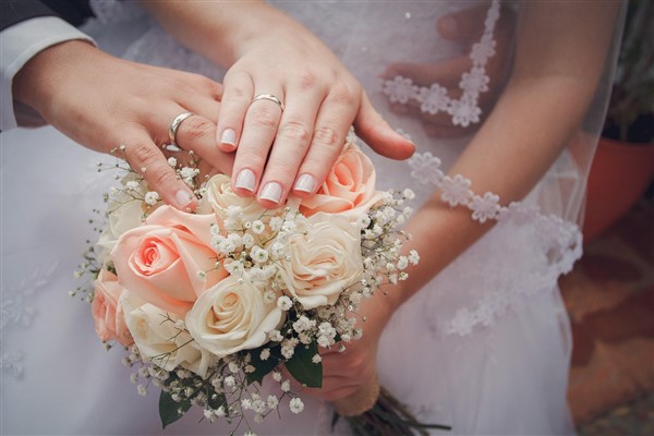 Aile Yılı kapsamında belediyelerden genç çiftlere destek