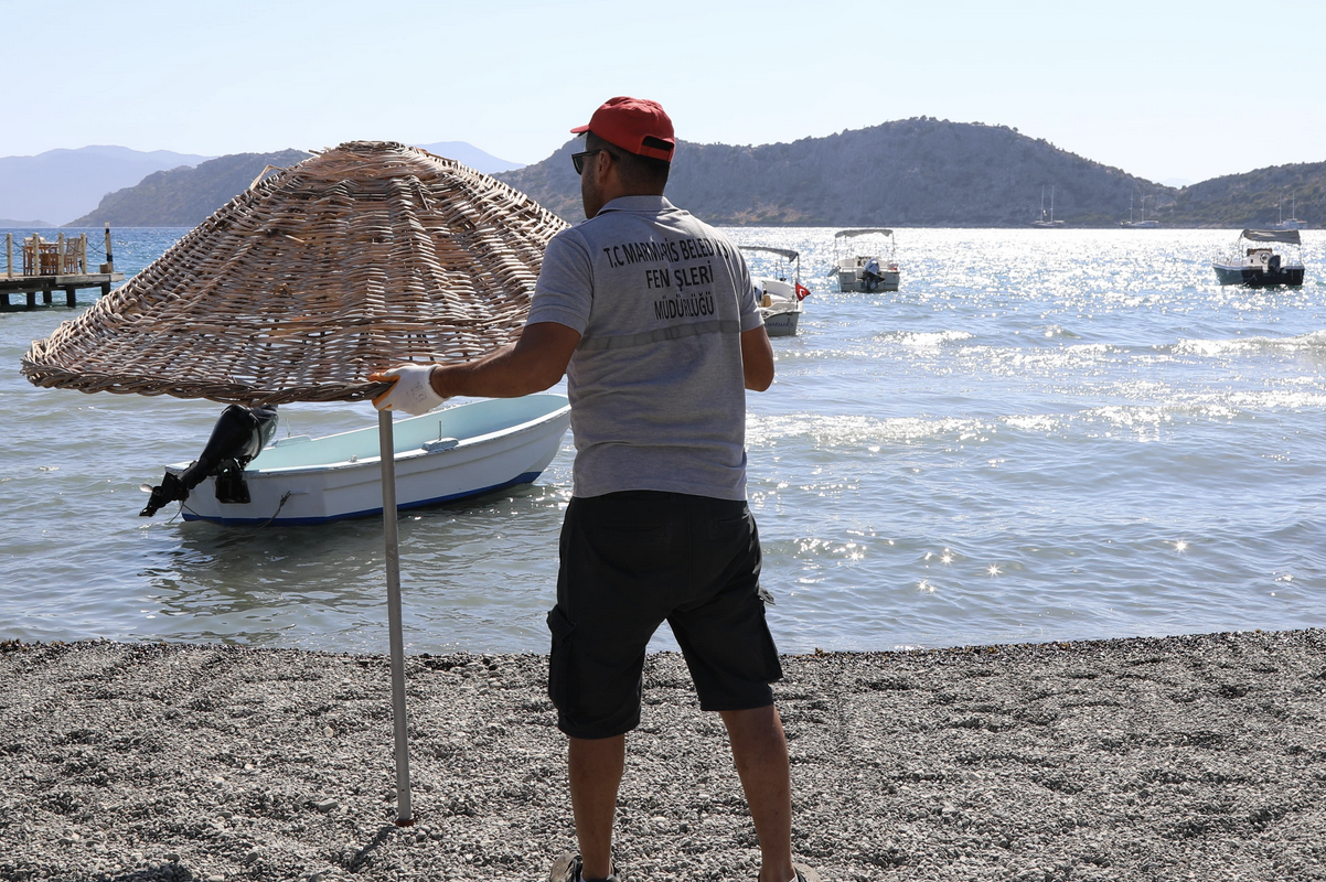 Marmaris’te halk plajı düzenlemesi yapıldı