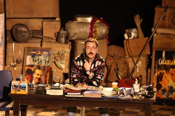 Ormandaki Kulübe’de “Tamamen Doluyuz” sahnelendi