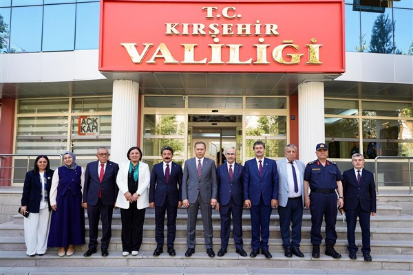 Bakan Yerlikaya’dan Kırşehir Valiliği’ne ziyaret