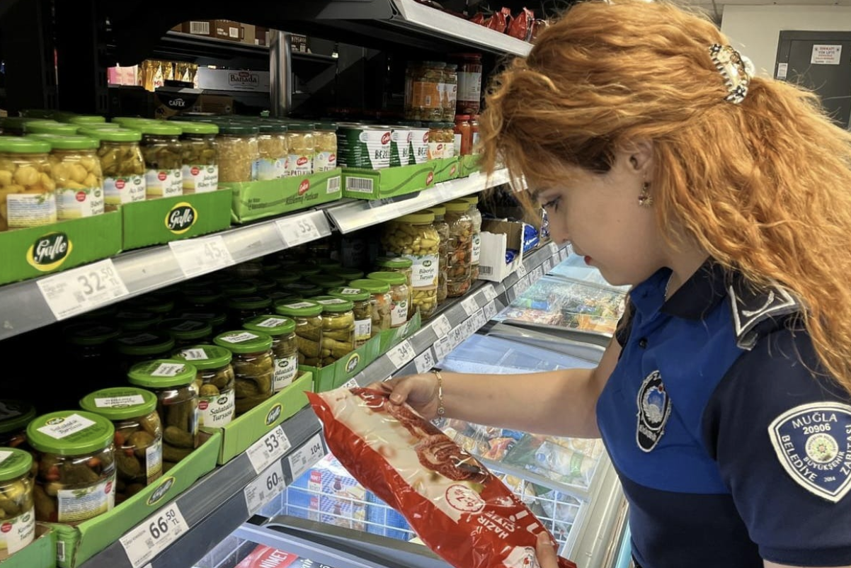 Büyükşehirden market ve fırınlara denetim