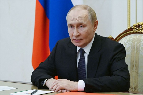 Putin: Rusya ve Çin iki ulusun refahı için birlikte çalışmaya devam edecek