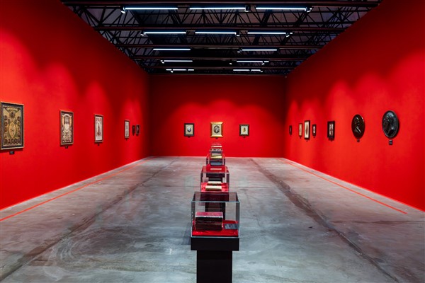 Atatürk ve Refik Anadol sergileri İzmirliler ile buluşuyor