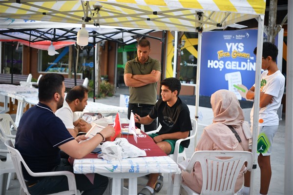 Beylikdüzü Belediyesi’nden üniversite adaylarına ücretsiz tercih danışmanlığı
