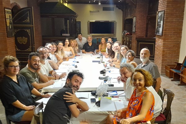 Şehir tiyatroları yeni sezona çağdaş bir dünya klasiği ile başlıyor