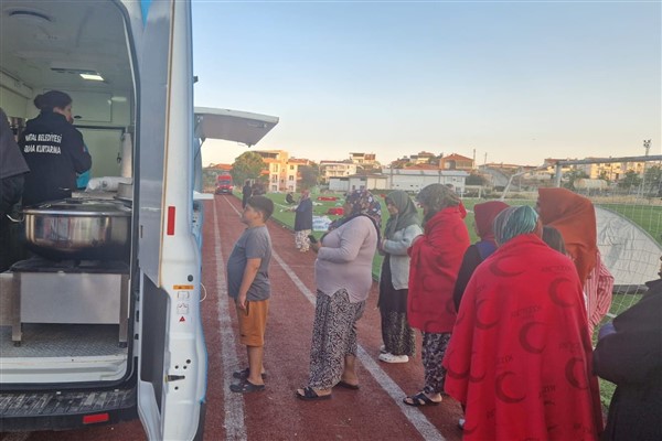 Kartal Belediyesi’nden Balıkesir’deki çalışmalara destek