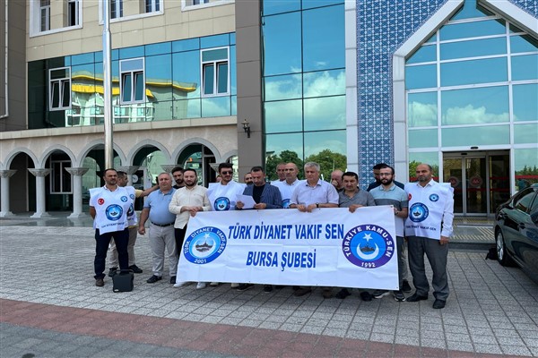 Türk Diyanet Vakıf-Sen Bursa Şube Başkanı Bulut: Bugün hizmet üretmiyoruz