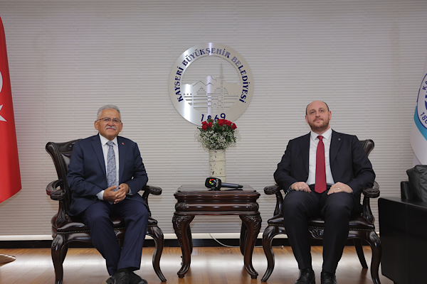 Başkan Büyükkılıç, Teşkilat Başkanı Büyükgümüş’ü makamında ağırladı