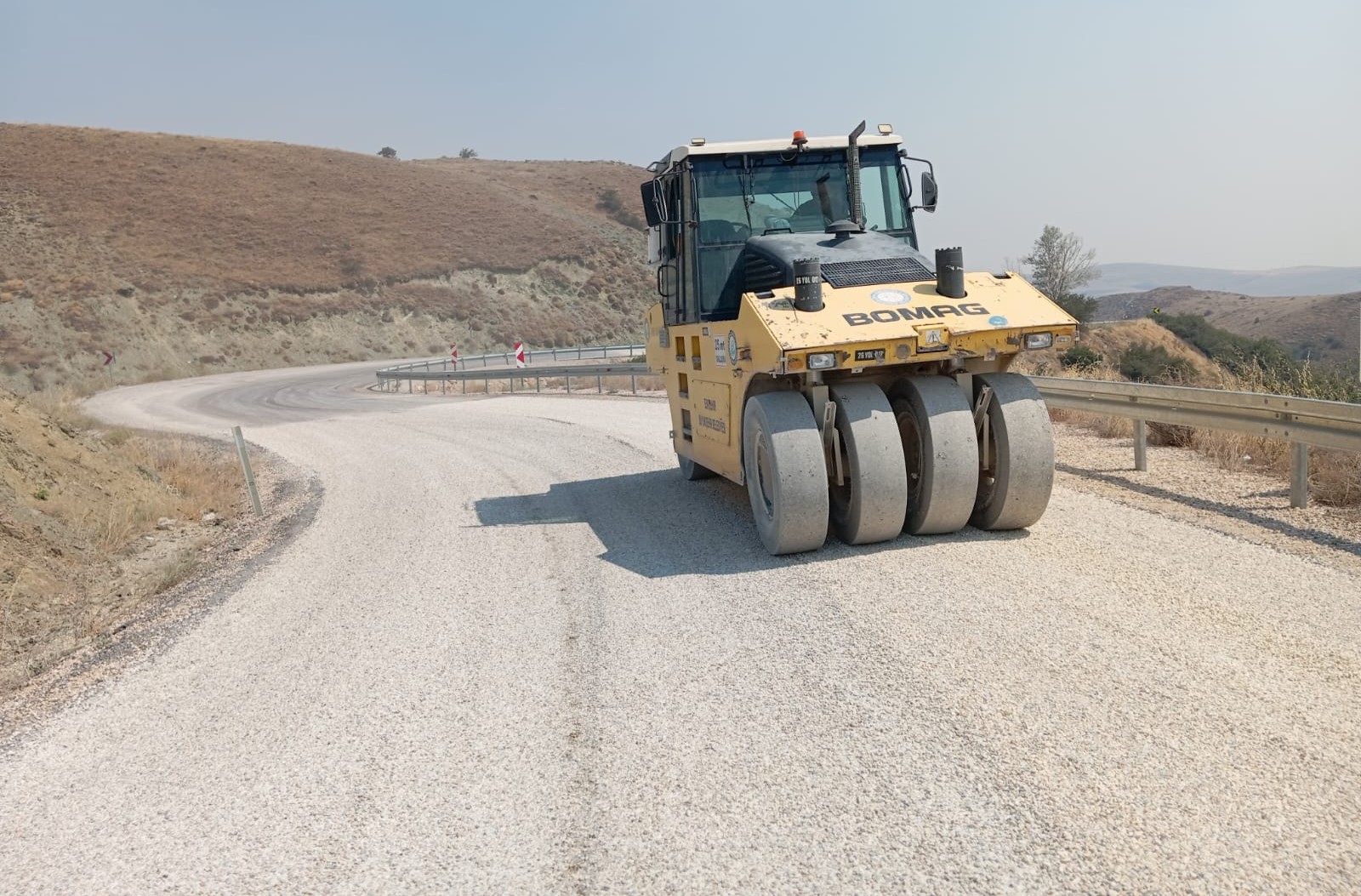 Eskişehir kırsalında yol çalışması