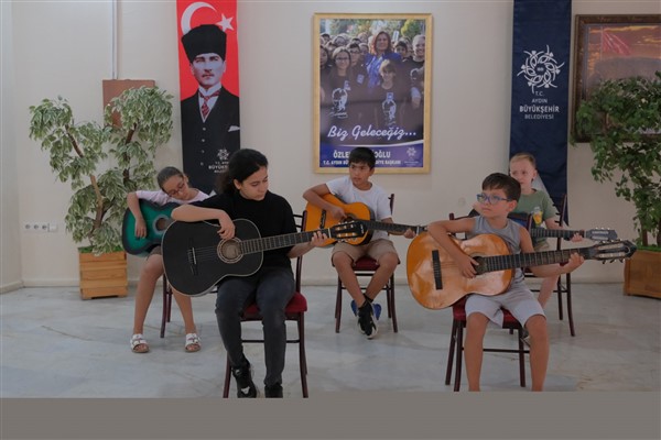 Başkan Çerçioğlu’ndan sanata destek