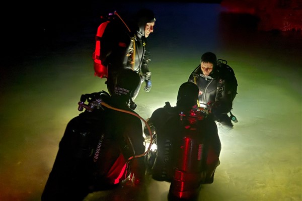 İzmir İtfaiyesi dalgıçları Bayındır’da boğulma vakasına müdahale etti