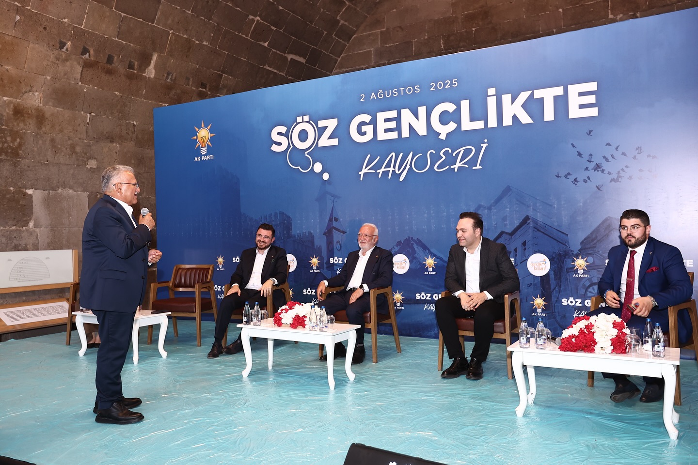 Başkan Büyükkılıç, Söz Gençlikte Gençlik Buluşmasına katıldı