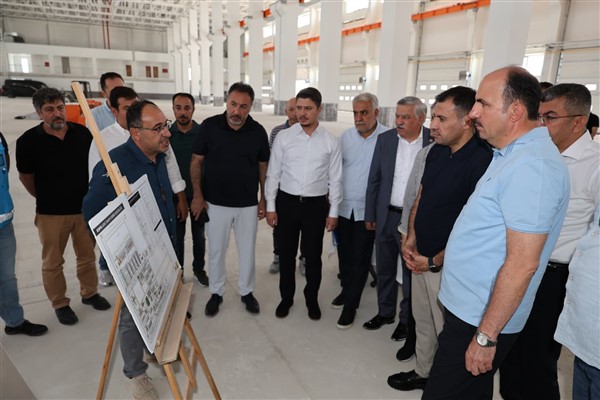Başkan Altay, 56. Bakım Fabrika Müdürlüğü’ndeki çalışmaları inceledi