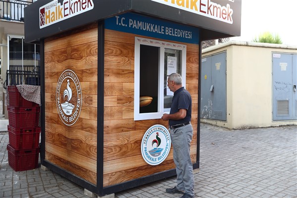 Pamukkale’de Halk Ekmek büfeleri 16 noktaya ulaştı