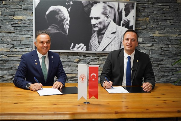 Bornova Belediyesi ile Çiğli Rotary Kulübü, “Atık Bank Projesi” için protokol imzaladı