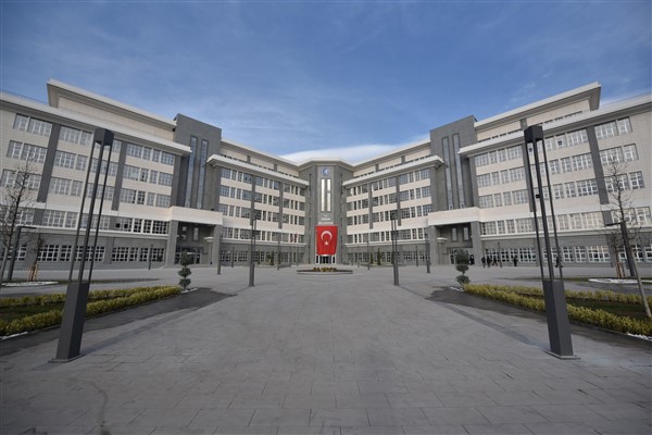 Çorum Belediyesi, 6 milyon 87 bin lira kırtasiye yardımı yaptı