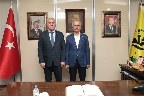 Bakan Uraloğlu’ndan Başkan Memiş’e ziyaret