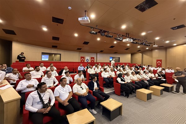 Belediye şoförlerine BMC’den eğitim