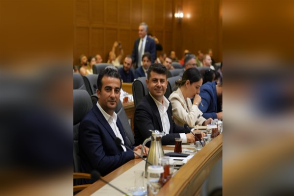 Nergiz: Osmangazi’yi hak ettiği sosyal belediyecilikle tanıştırmak için yola çıkıyorum