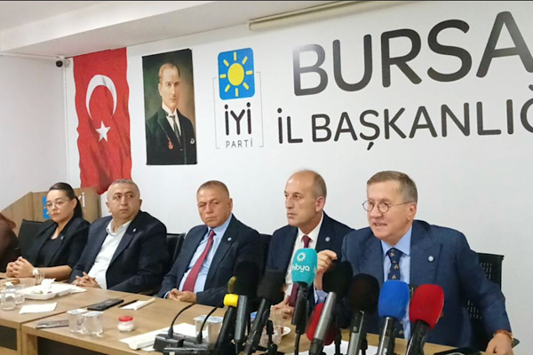 İYİ Part’deni Bursa’da STK ziyaretleri