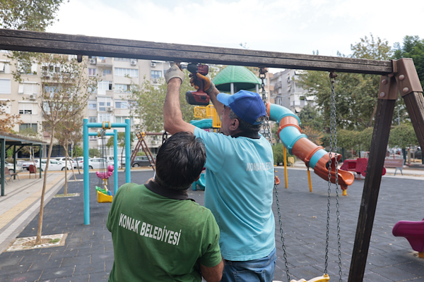 Konak Belediyesi mobil uygulamasını güncelledi