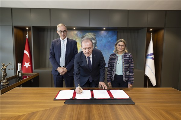 ‘Mersin Atıksu Yönetimi ve Ekolojik Denge Projesi’ finansmanı için imzalar atıldı