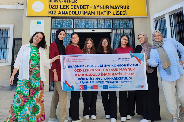 Gemlikli öğrenciler Erasmus+ ile İspanya’ya gidiyor
