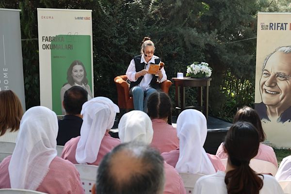 Vahide Perçin, Minteks çalışanlarıyla Rıfat Ilgaz’ı konuştu