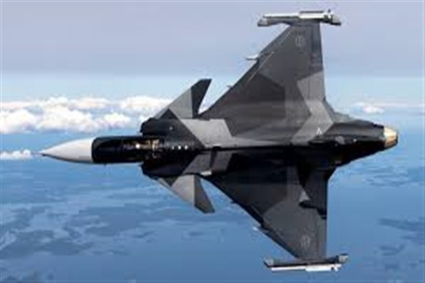 İsveç, kendi savaş uçaklarını üretme kabiliyetini korumak istiyor