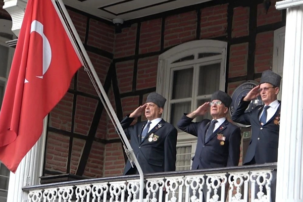 Aksoy, Bursa’nın Kurtuluşunun 103. yılını andı