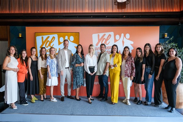 Hepsiburada’nın “Yol Arkadaşın Burada” eğitim ve mentörlük programı başlıyor