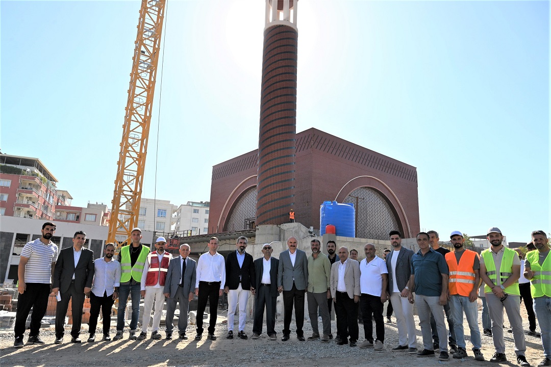 Vali Canalp “Kardeşlik Mescidi ve Sosyal Yaşam Alanları” inşaatını inceledi