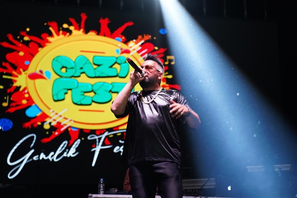 Selin Geçit ve Ragga Oktay, GaziFest’te sahne aldı